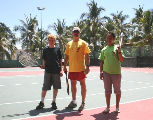 ./photos/pv_mar2009/tennis_in_pv_mexico.jpg